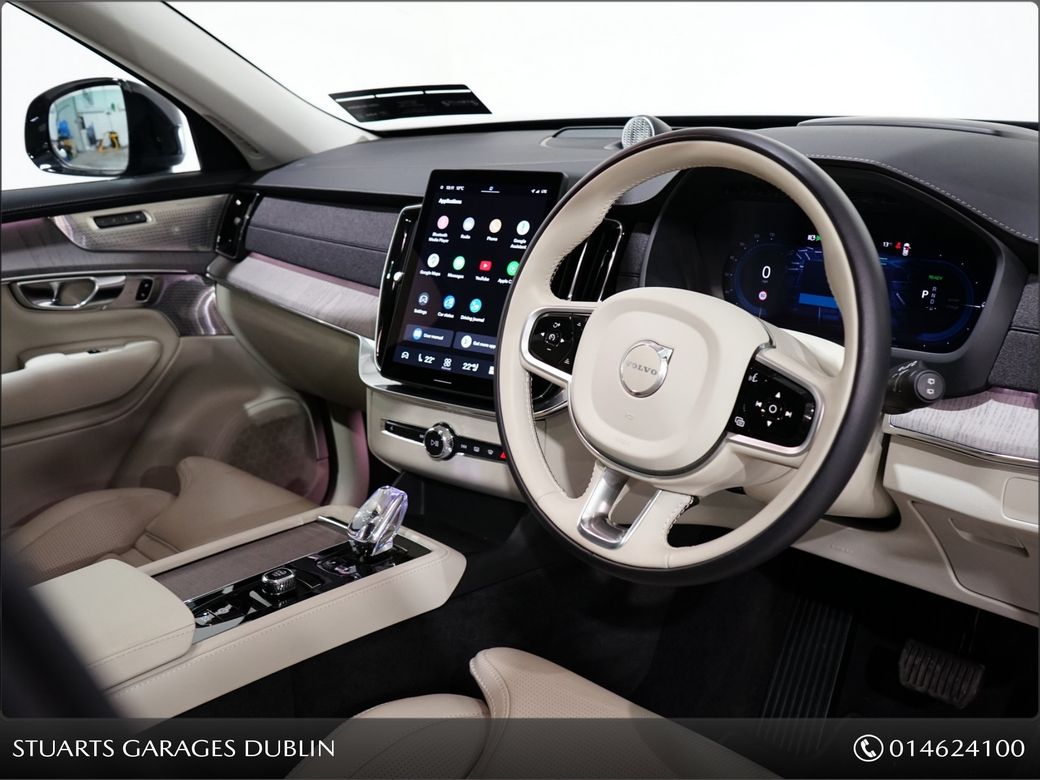 2025 Volvo XC90