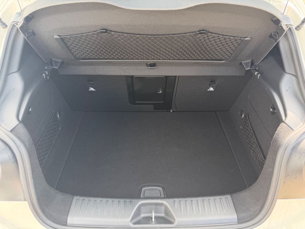 2017 Mercedes-Benz A 180