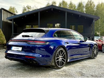 2022 Porsche Panamera
