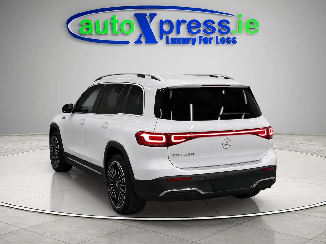 2023 Mercedes-Benz EQB