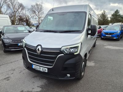 2022 Renault Master