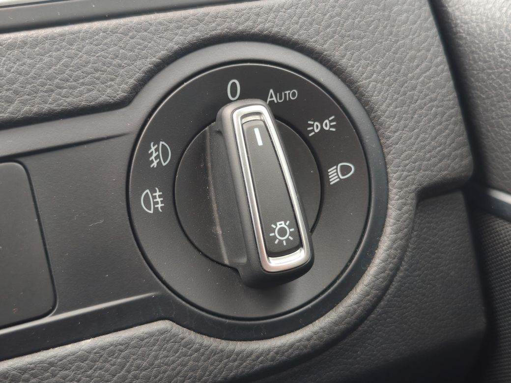 2017 Volkswagen Polo