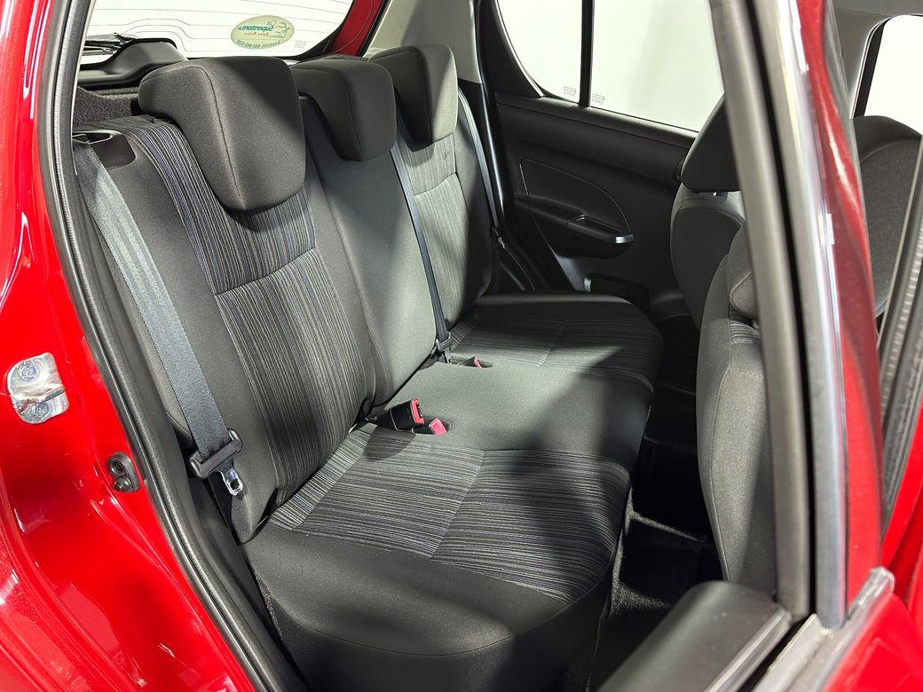 2015 Suzuki Swift