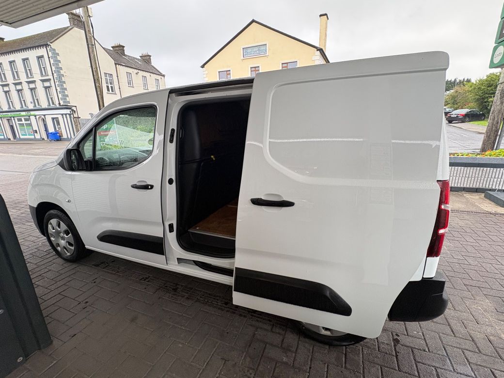 2022 Opel Combo