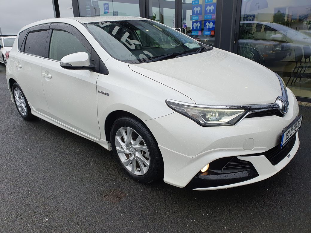 2016 Toyota Auris