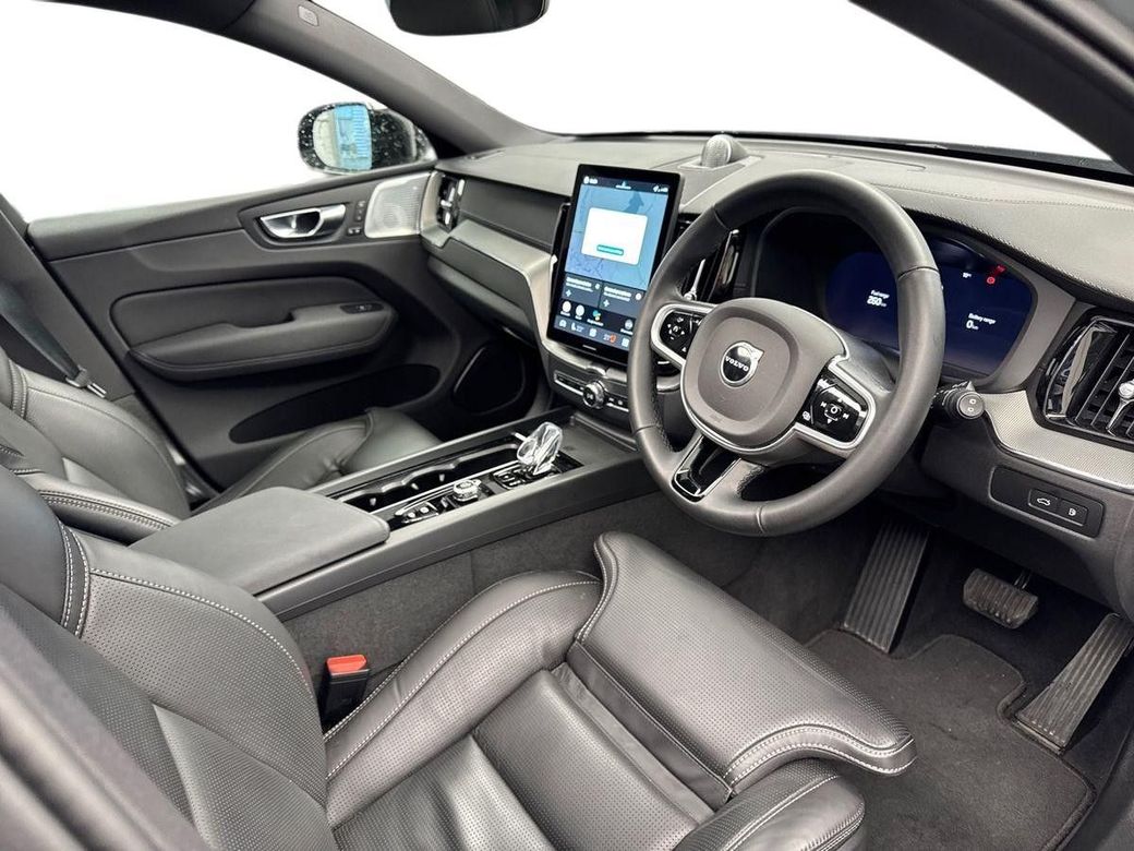2025 Volvo XC60