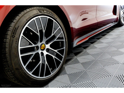 2023 Porsche Taycan