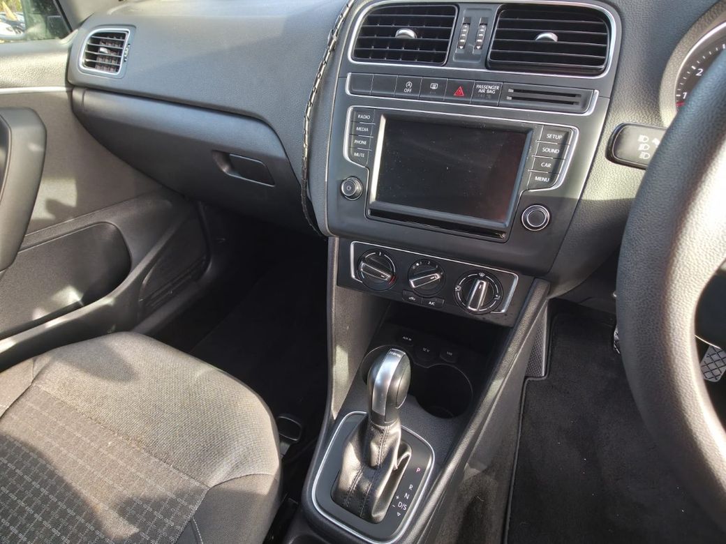 2017 Volkswagen Polo