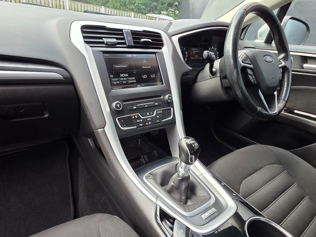 2016 Ford Mondeo