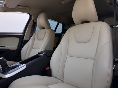 2017 Volvo V60