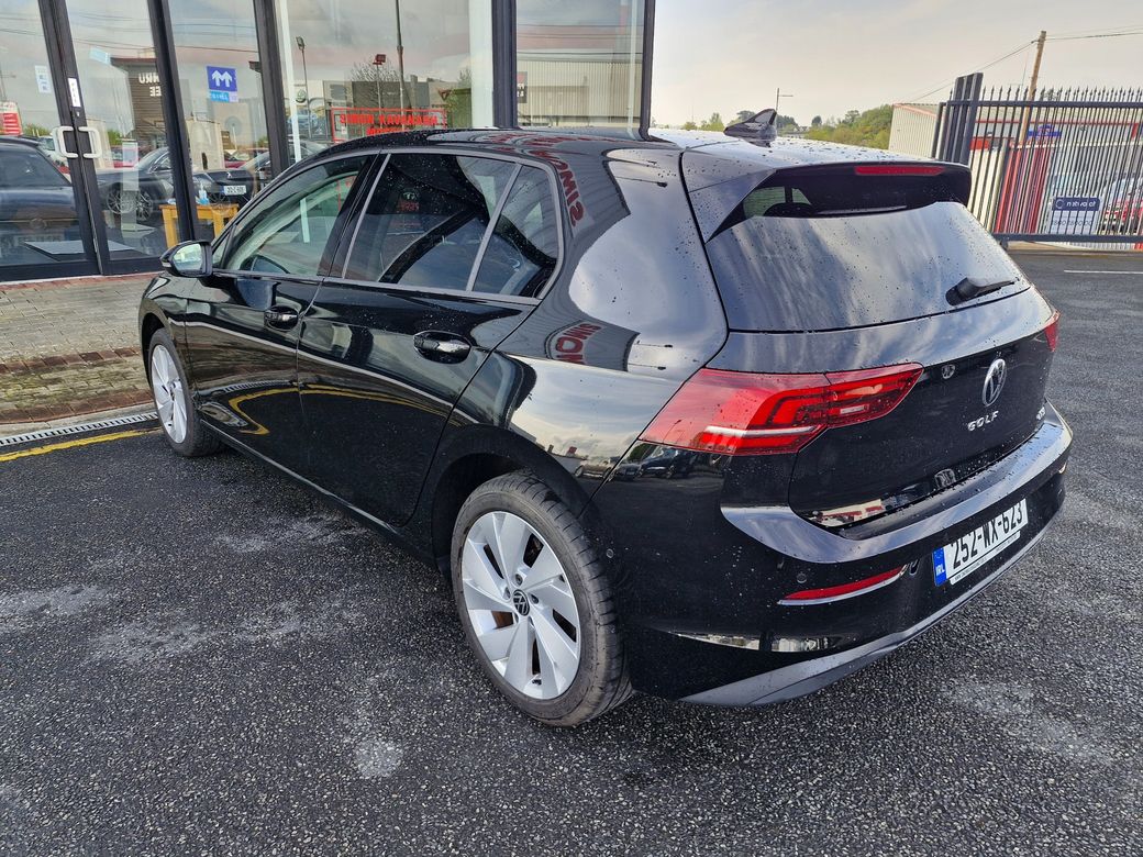 2025 Volkswagen Golf