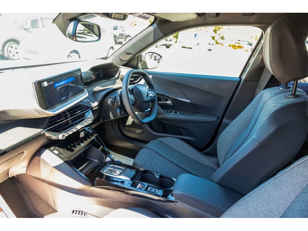 2025 Peugeot 2008