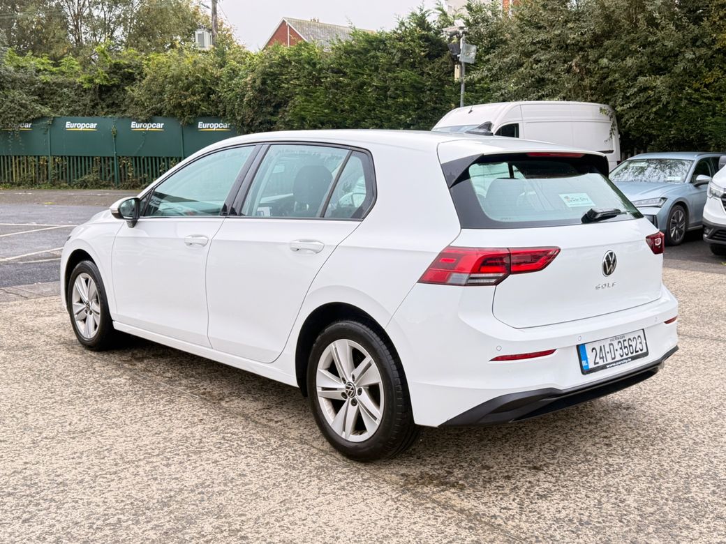 2024 Volkswagen Golf