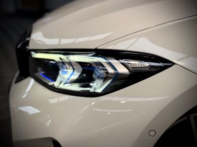 2023 BMW 320