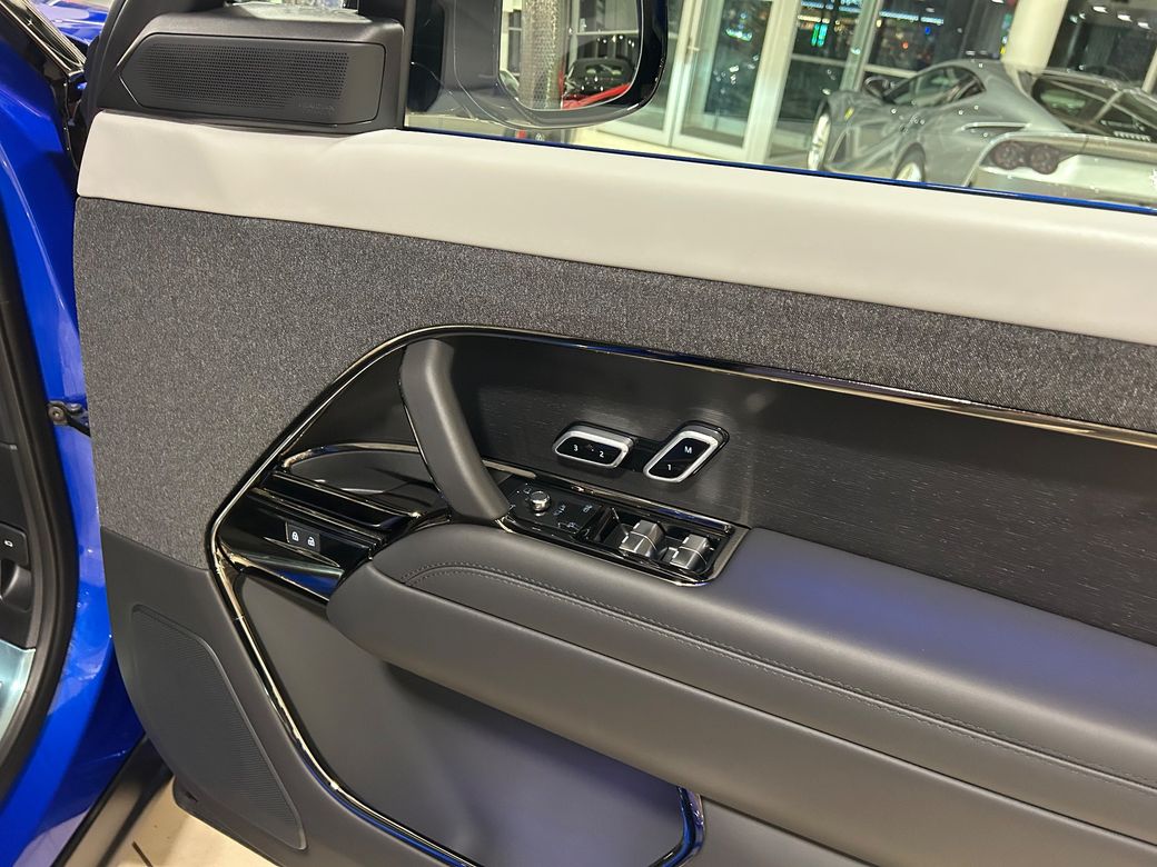 2025 Land Rover Range Rover Sport