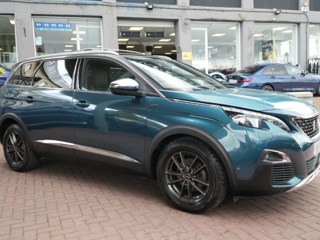 2019 Peugeot 5008