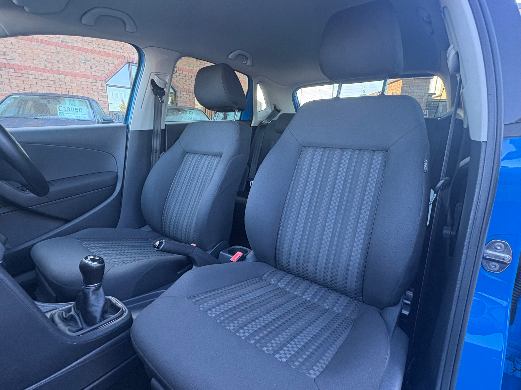 2017 Volkswagen Polo