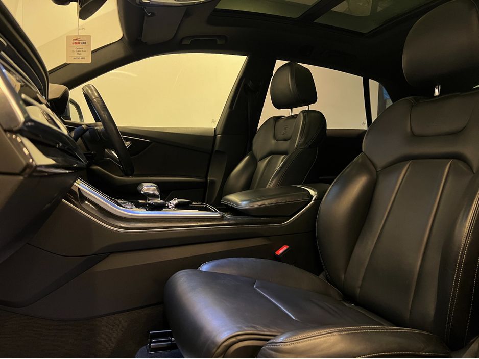 2018 Audi Q8