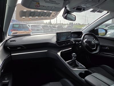 2022 Peugeot 3008