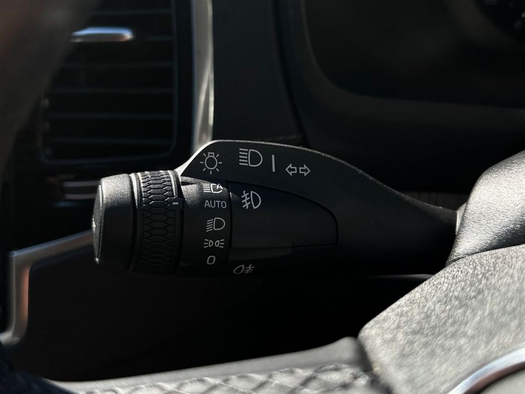 2023 Volvo XC90