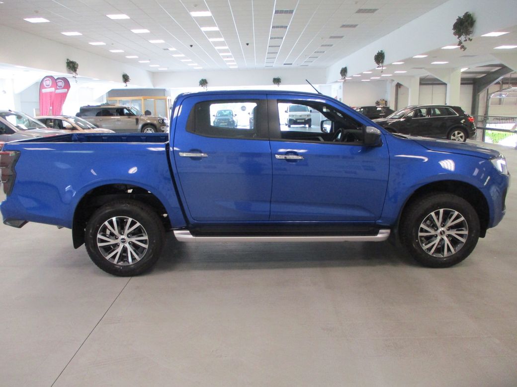 2025 Isuzu D-MAX