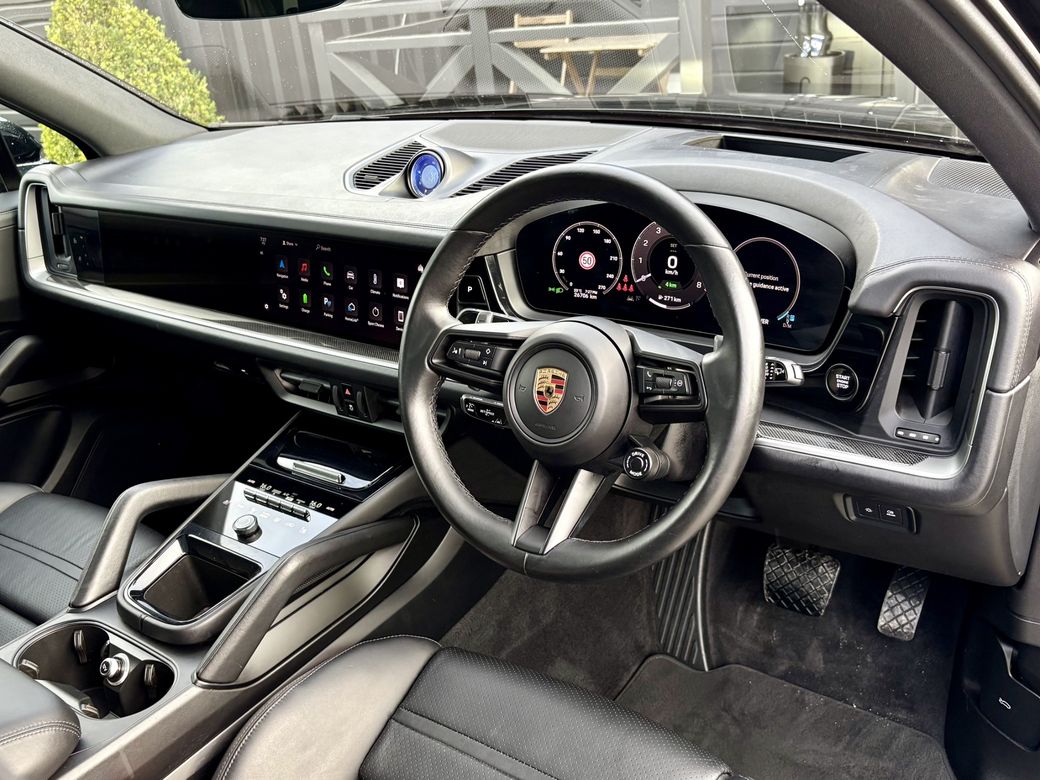 2023 Porsche Cayenne