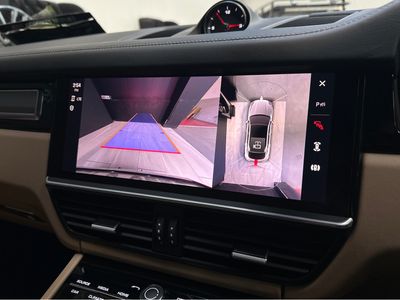 2023 Porsche Cayenne