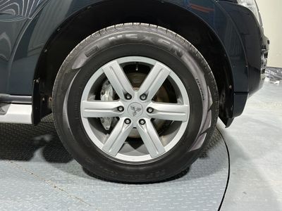 2017 Mitsubishi Pajero