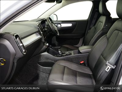 2021 Volvo XC40