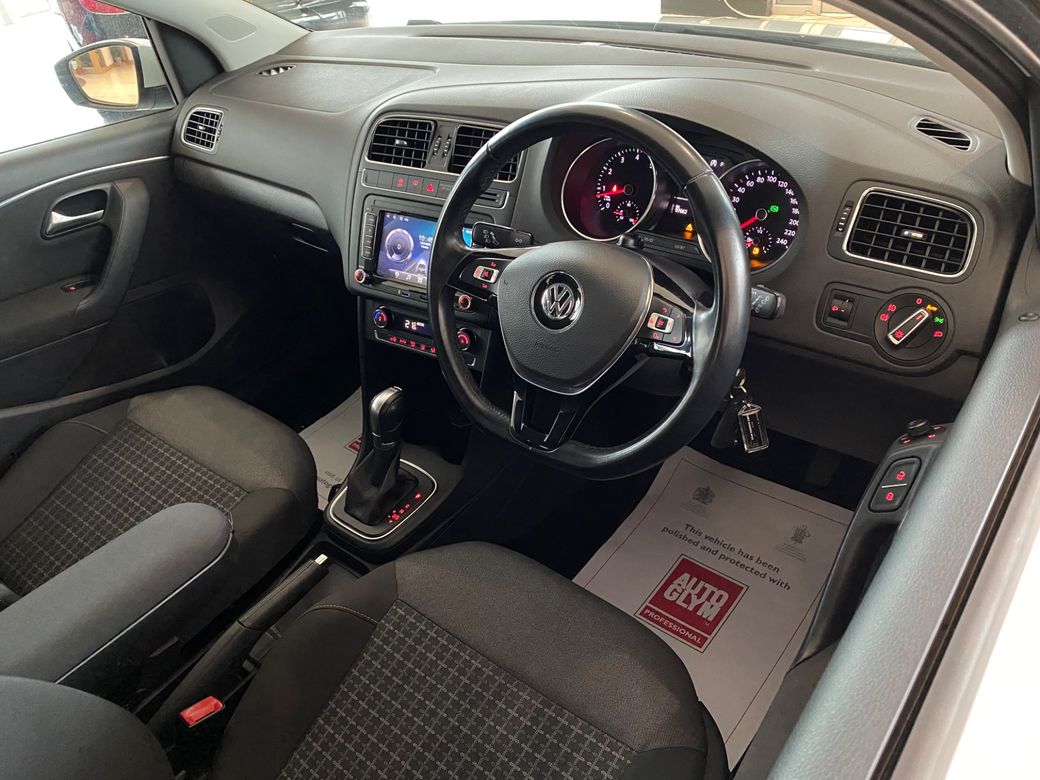 2017 Volkswagen Polo