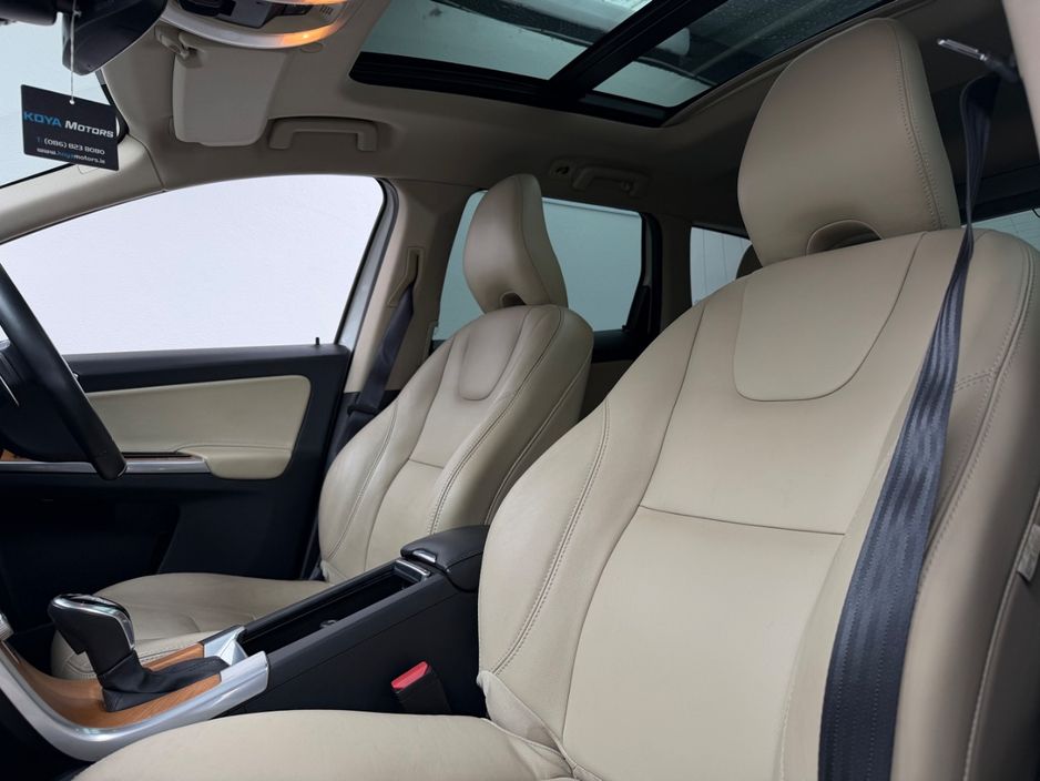 2017 Volvo XC60