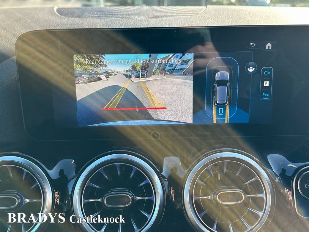 2025 Mercedes-Benz GLA Class