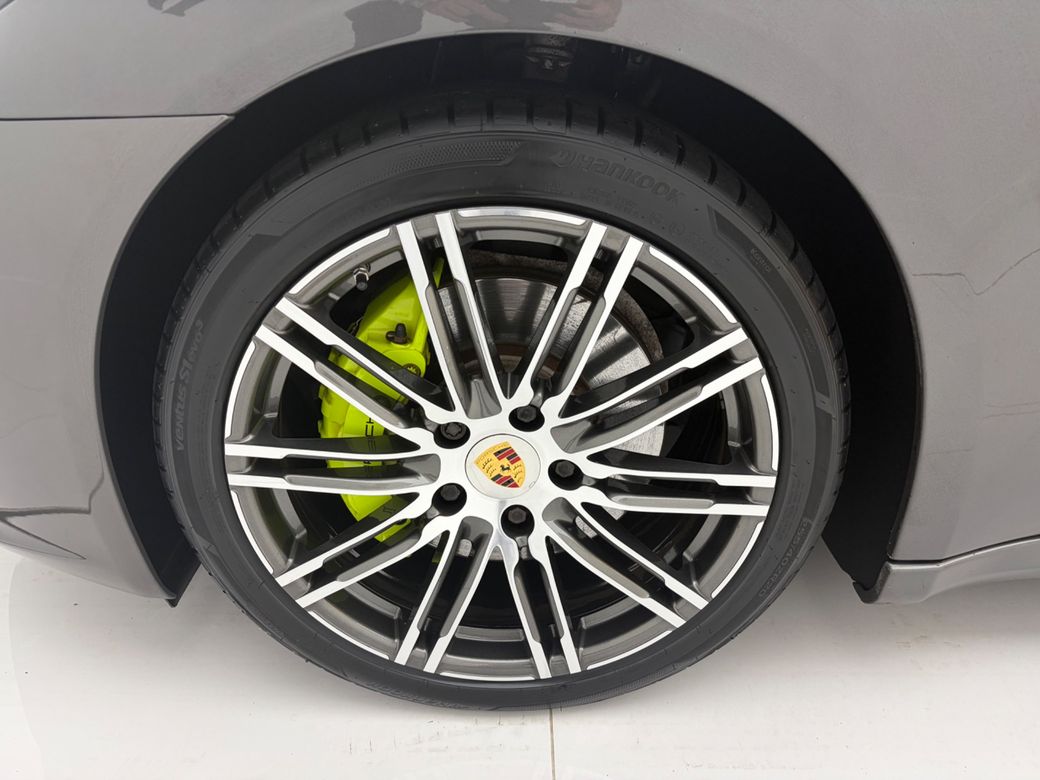 2016 Porsche Panamera