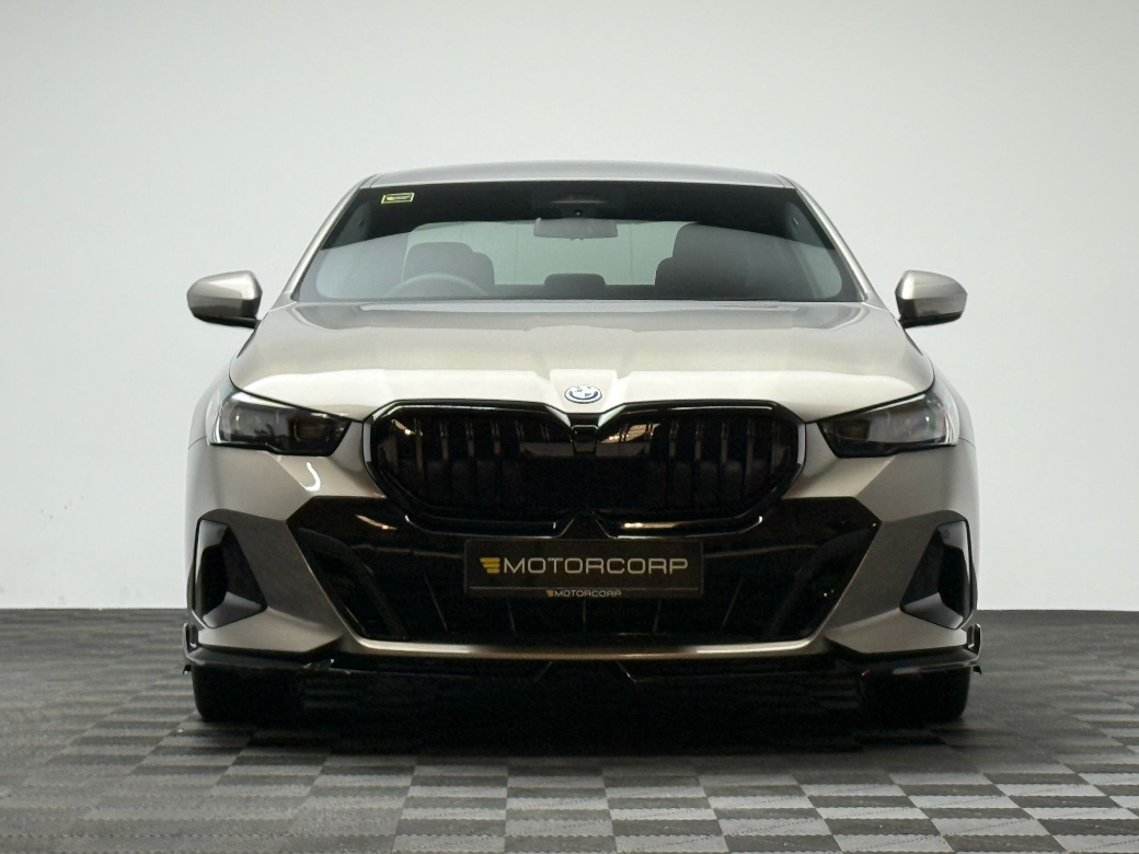 2025 BMW 5 Series