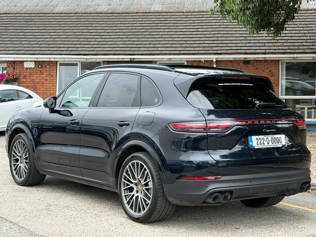 2022 Porsche Cayenne