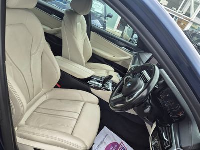 2022 BMW 520