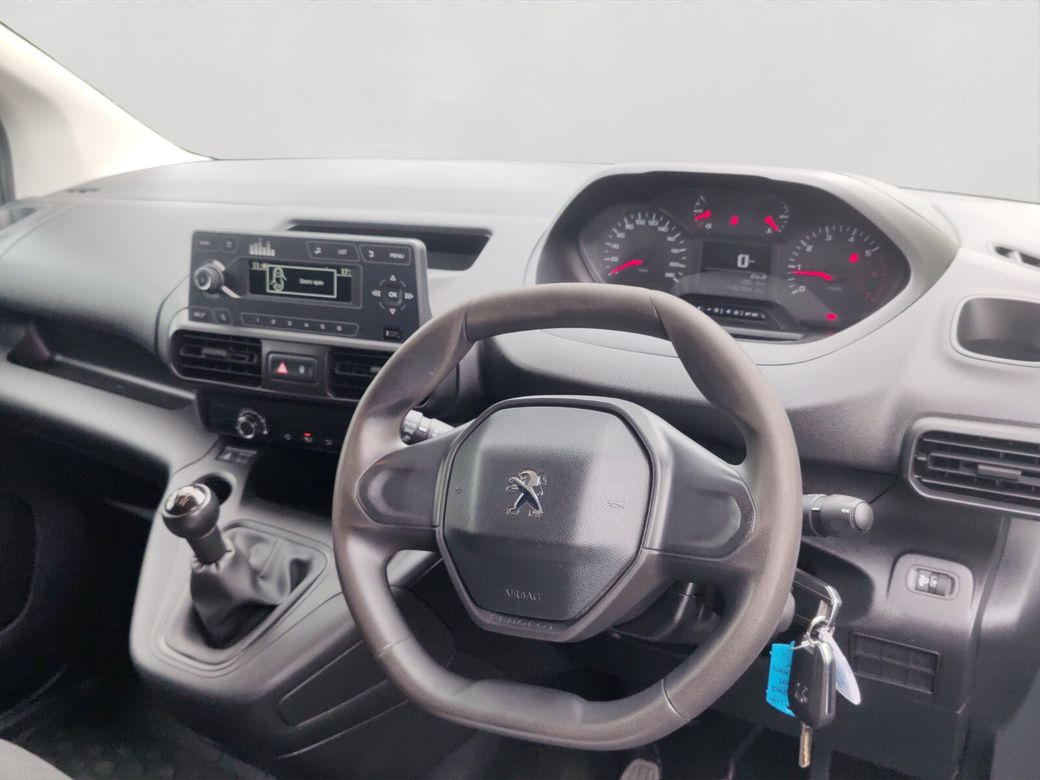 2021 Peugeot Partner