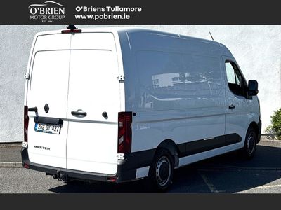 2025 Renault Master