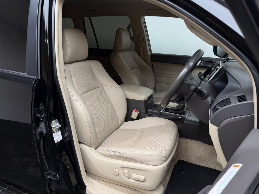 2020 Toyota Landcruiser