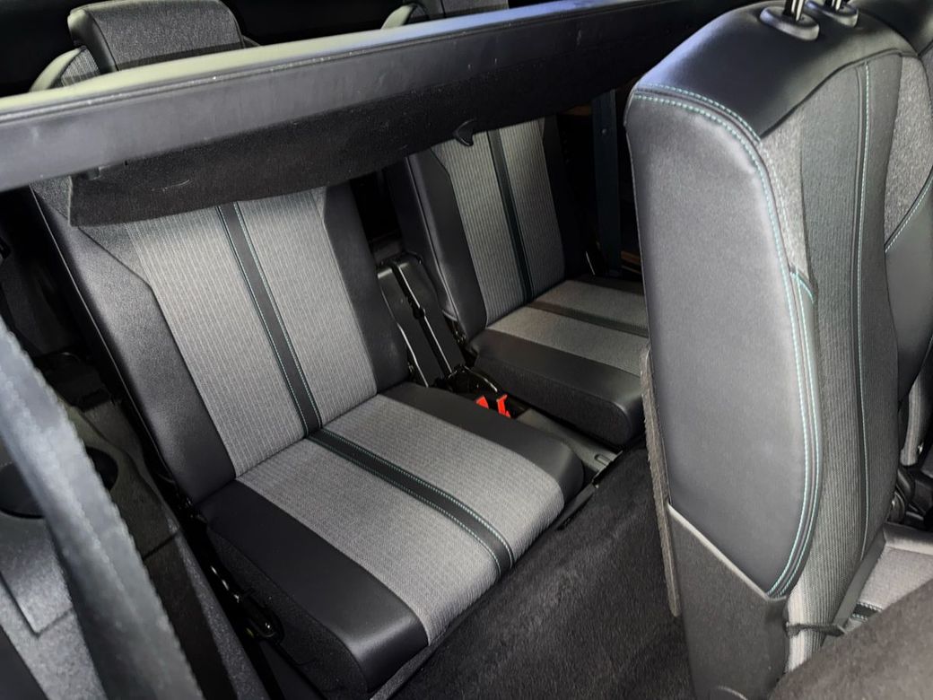 2023 Peugeot 5008