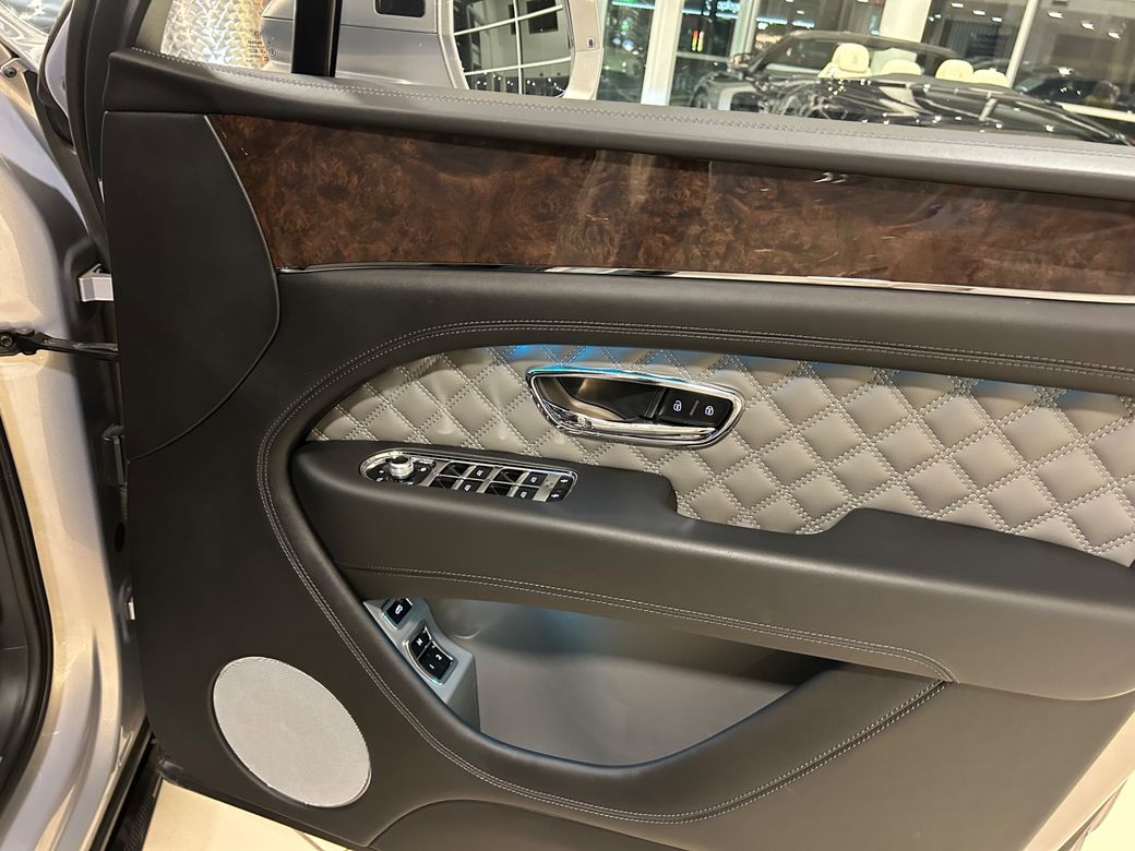 2022 Bentley Bentayga