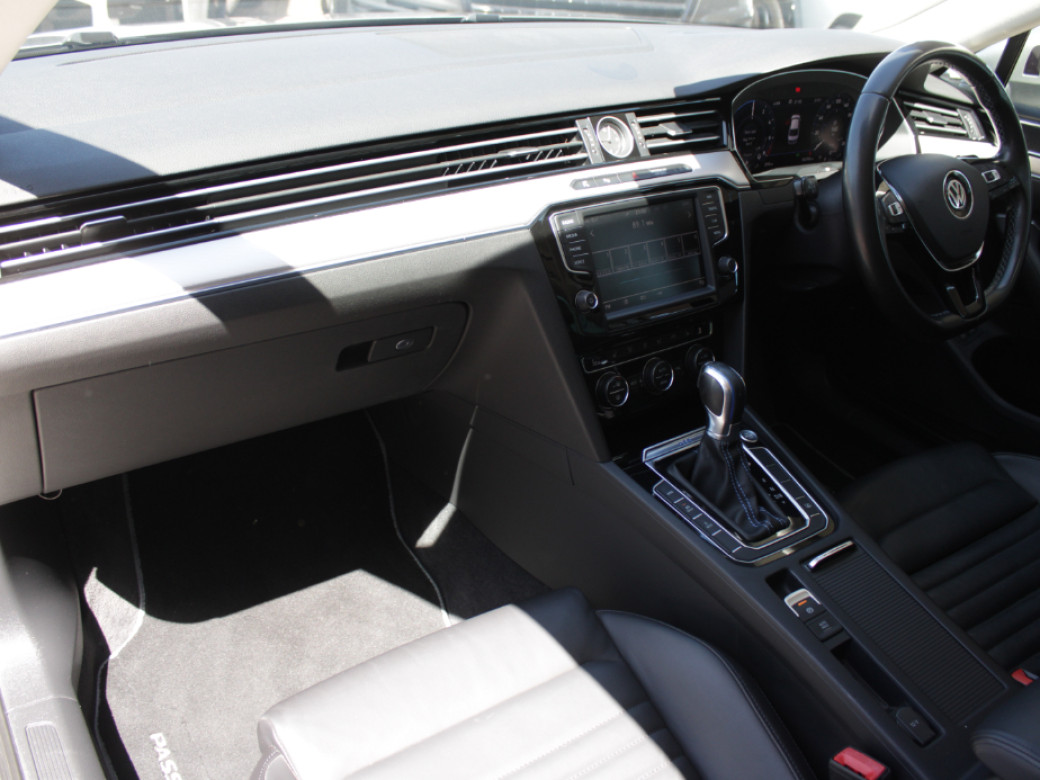 2016 Volkswagen Passat