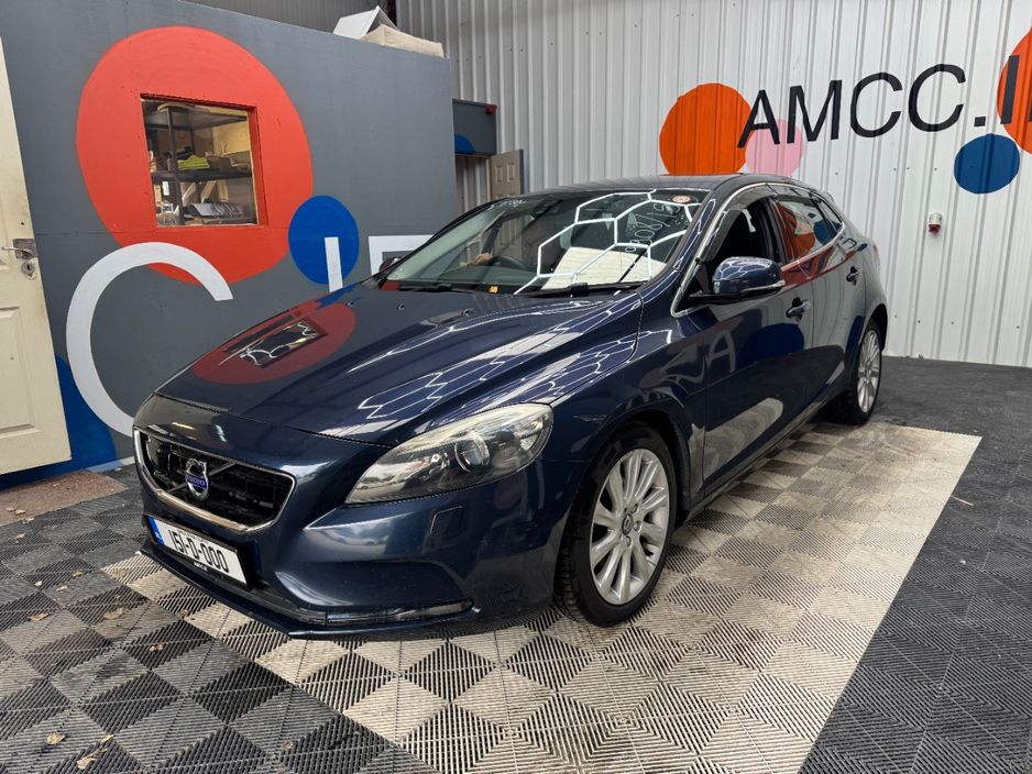 2015 Volvo V40