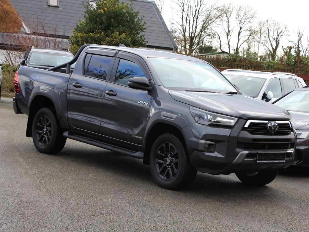 2023 Toyota Hilux
