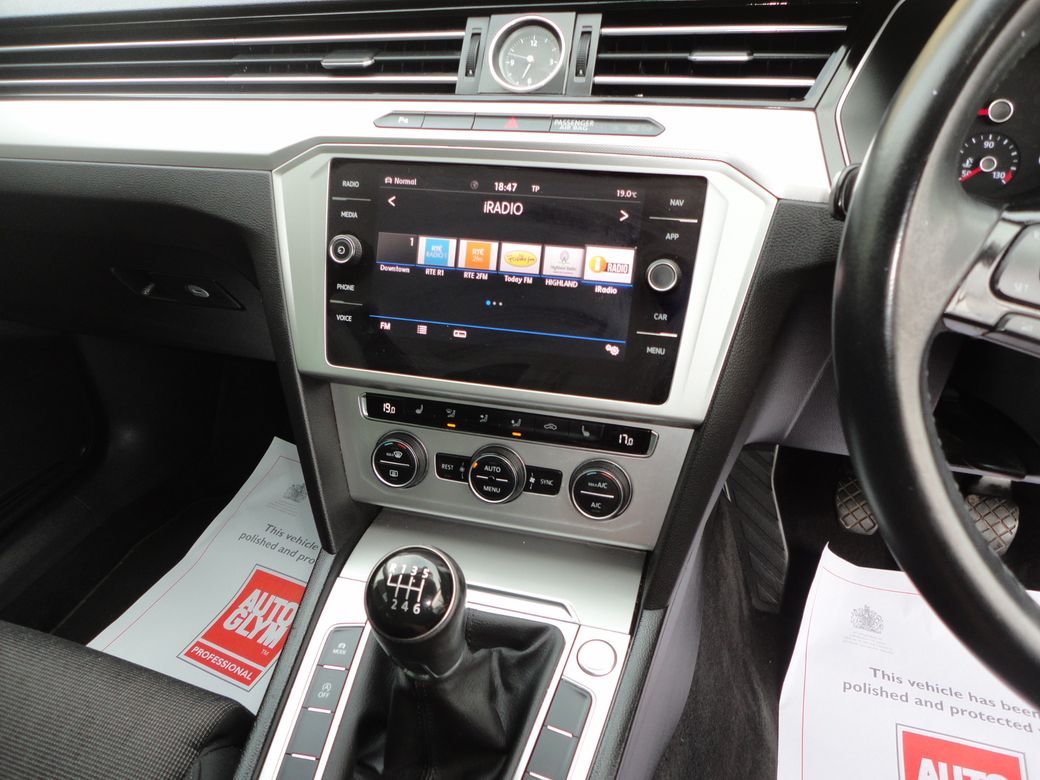 2019 Volkswagen Passat