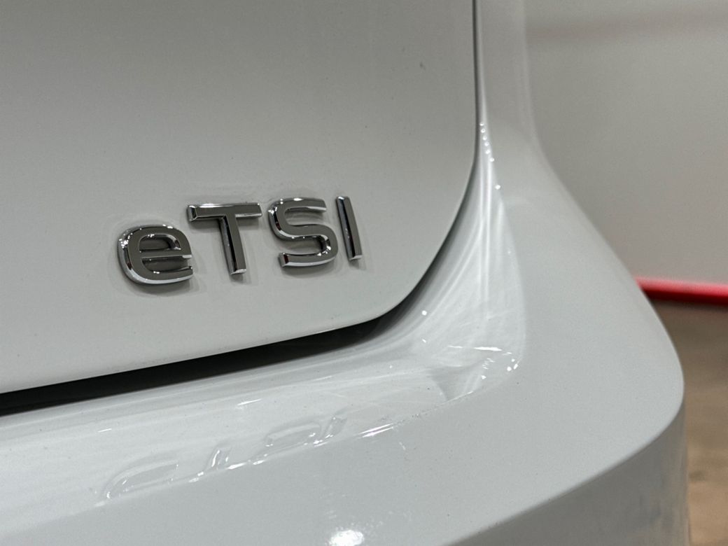 2023 Volkswagen Golf