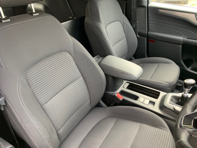 2022 Ford Kuga