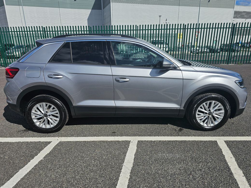 2023 Volkswagen T-Roc