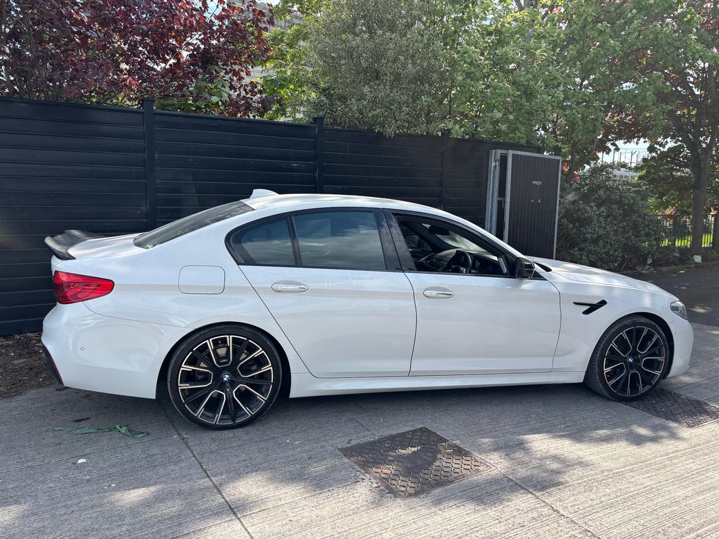 2017 BMW 523