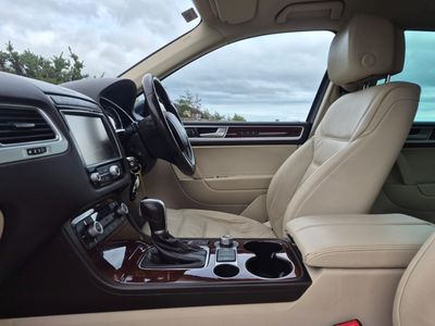 2016 Volkswagen Touareg